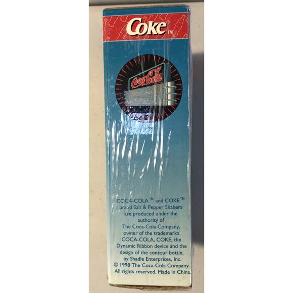 Coca Cola "Salt And Pepper Shaker Set " - Die Cast Chrome Plated Metal - Picture 4 of 4